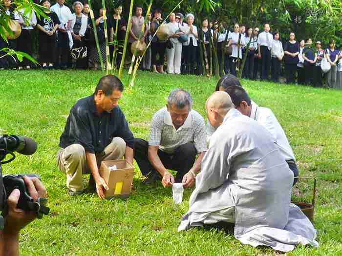  廖今榕 追思會 告別式 法鼓山 植存 植葬