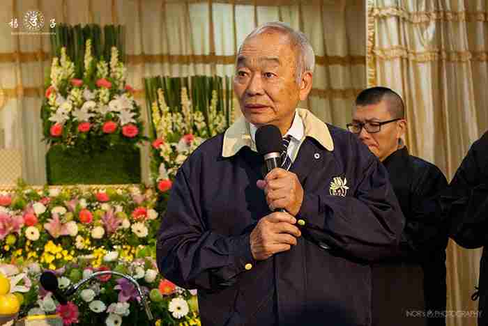 「這個年輕人,做事有原則,更有智慧。」相識之初,吳森雄老師就給予了林英典如許的肯定,也從此開啟了兩人日久彌篤的相知情誼 「這個年輕人,做事有原則,更有智慧。」相識之初,吳森雄老師就給予了林英典如許的肯定,也從此開啟了兩人日久彌篤的相知情誼