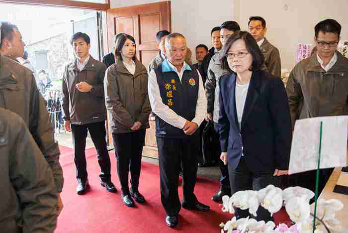 蔡英文總統於李元簇前副總統靈堂致哀，指示成立治喪榮典工作小組